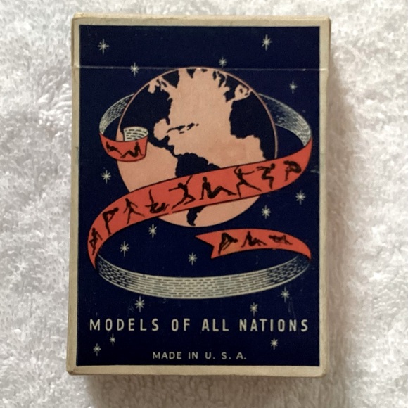 Novelties Mfg & Sales Corp Games 94s Models Of All Nations Cards